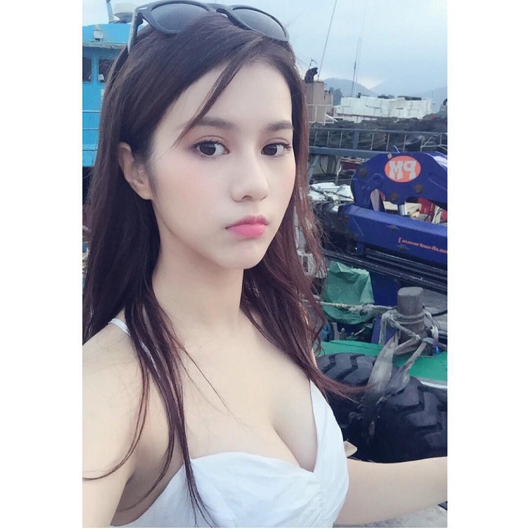 邓月平Larine 35F级海量私房美图