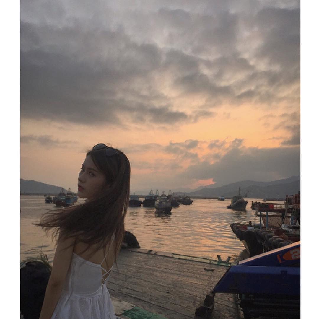 邓月平Larine 35F级海量私房美图