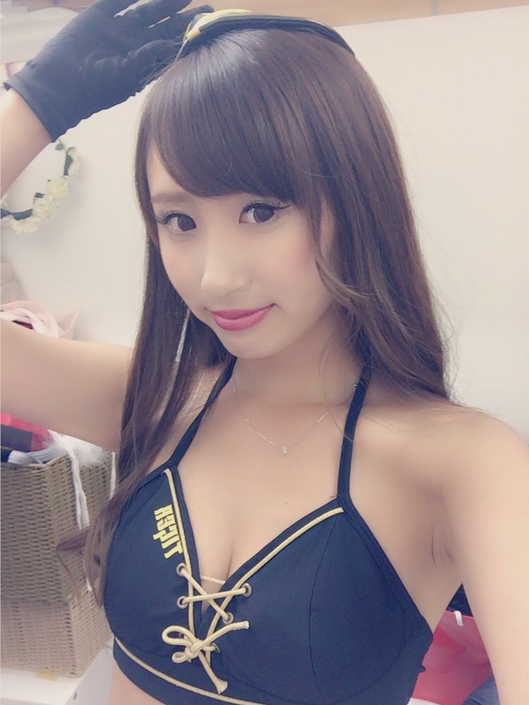 瀬戸ういか 俏丽赛车女模私房照诱惑写真图