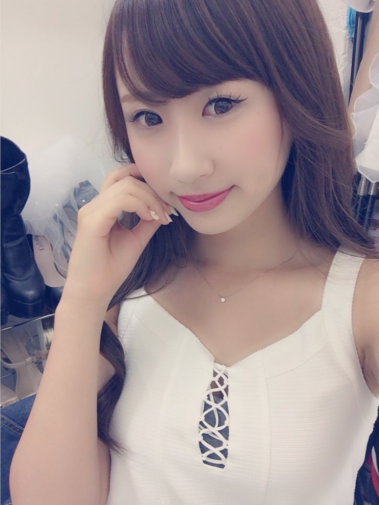 瀬戸ういか 俏丽赛车女模私房照诱惑写真图