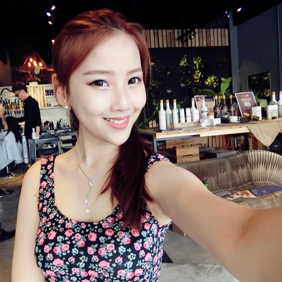 齐恩Qien Lan 拥有模特儿身材的大马美女