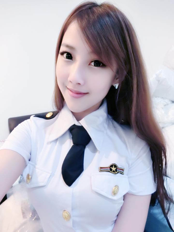 齐恩Qien Lan 拥有模特儿身材的大马美女