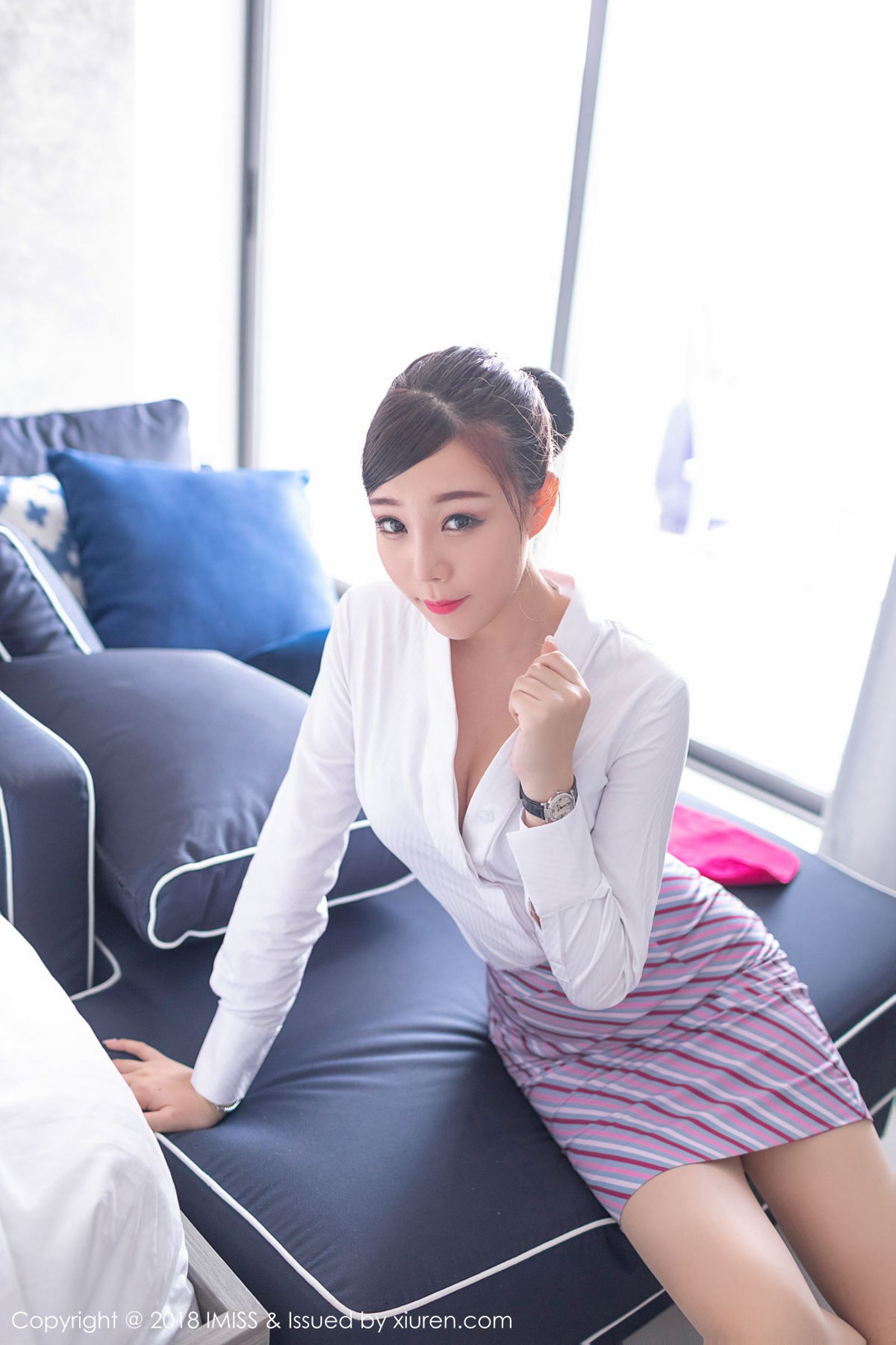 性感女神芝芝Booty 气质空姐制服丝袜