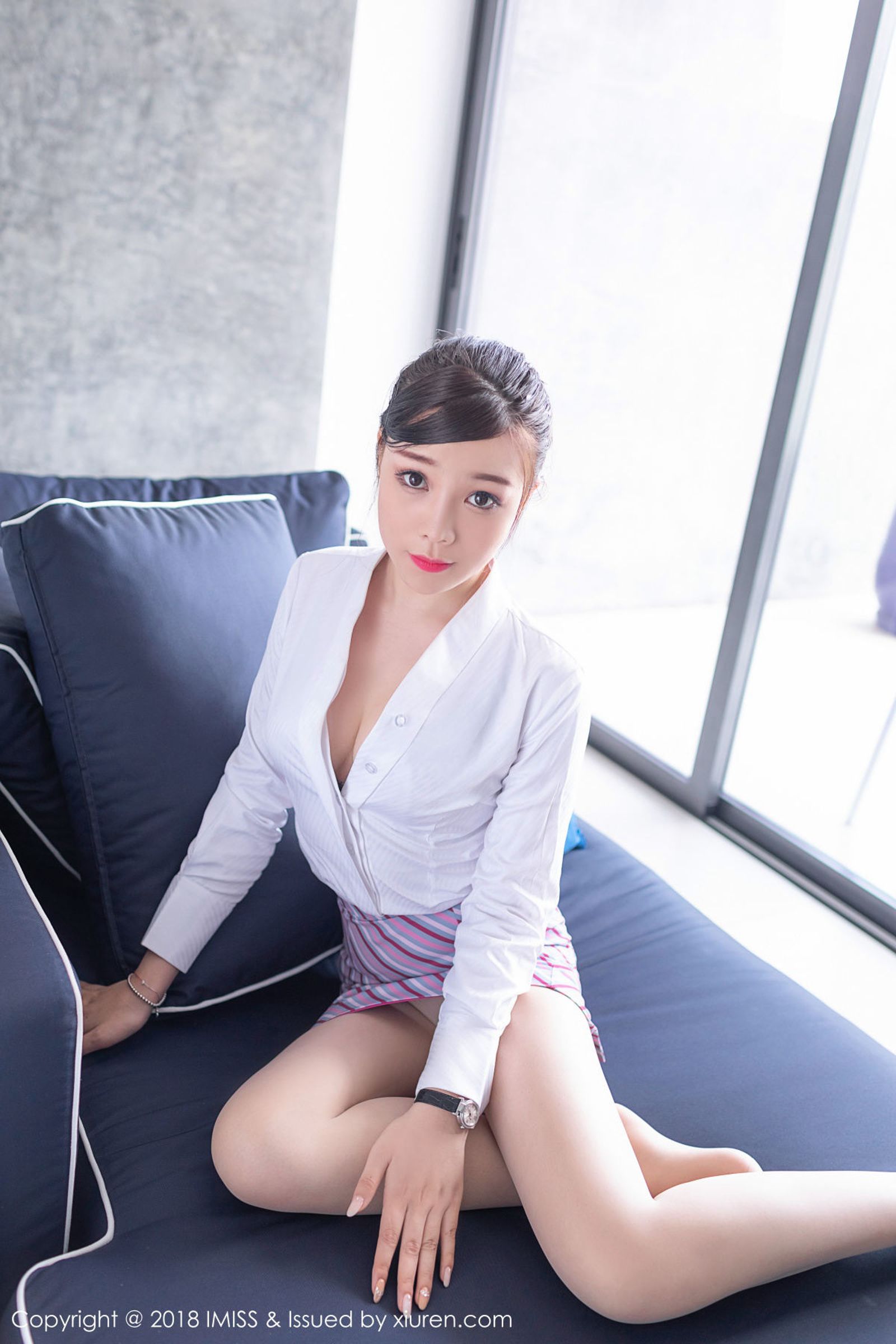 性感女神芝芝Booty 气质空姐制服丝袜