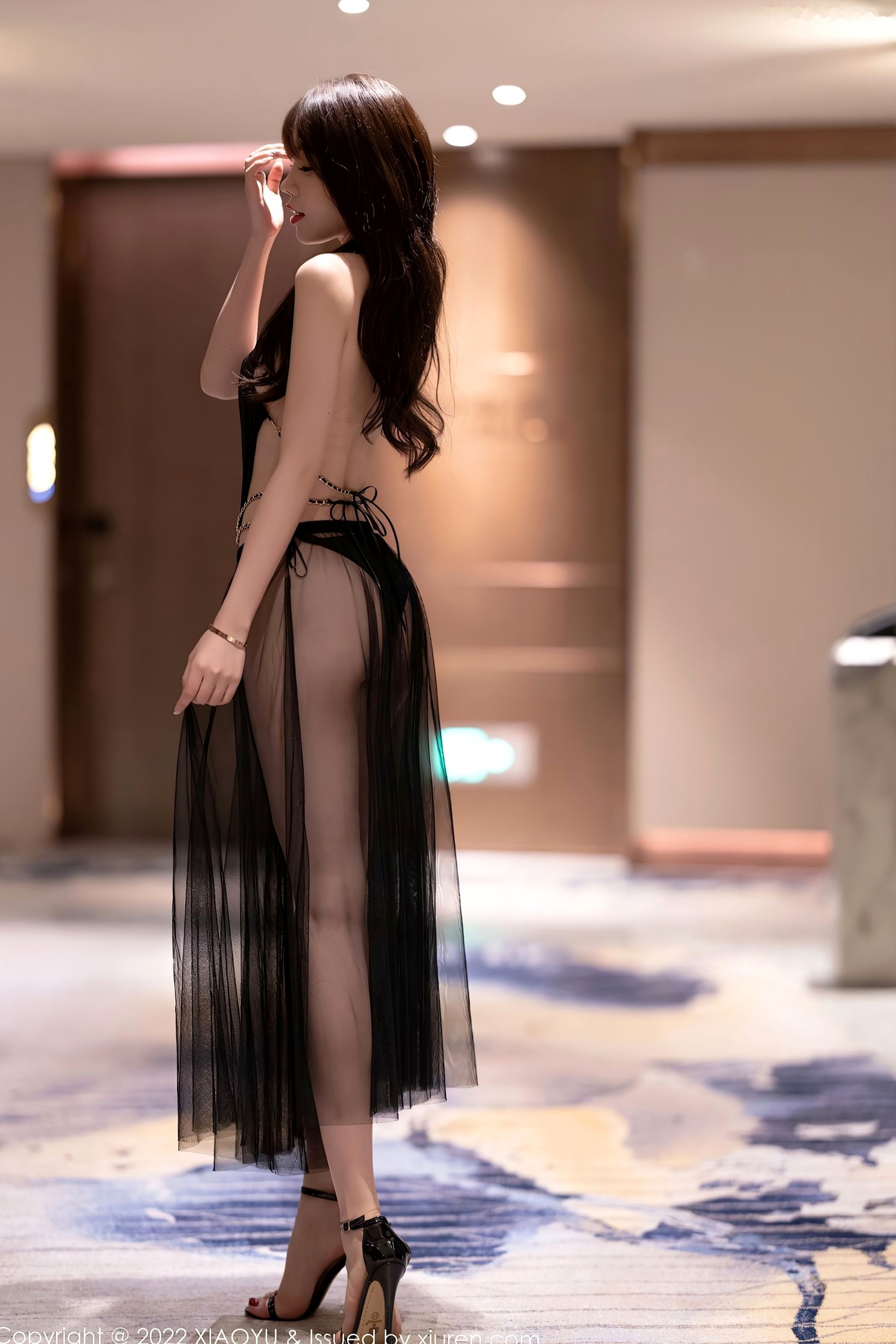 XiaoYu语画界-701-芝芝Booty私房:酒店性感黑色吊带网纱长裙诱惑,展现绝美曲线大尺度写真