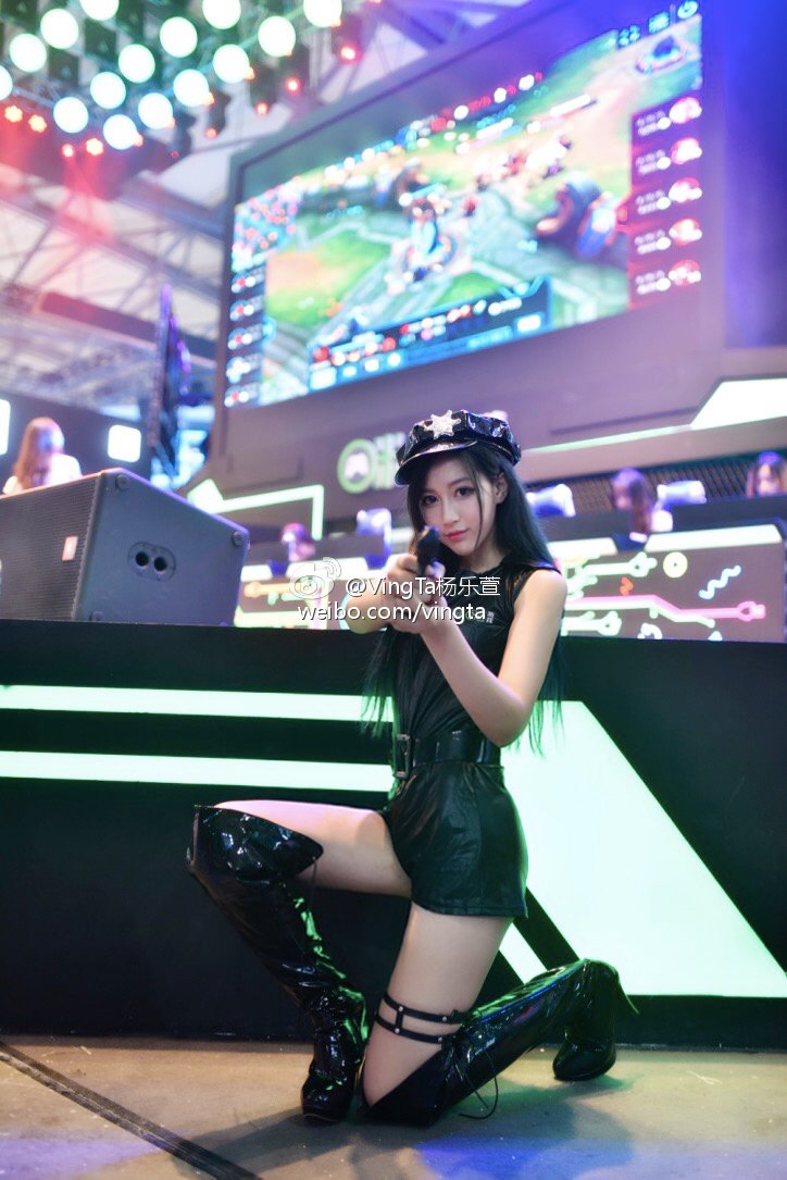 杨乐萱VingTa 品珂传媒签约showgirl