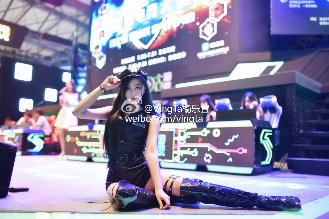 杨乐萱VingTa 品珂传媒签约showgirl