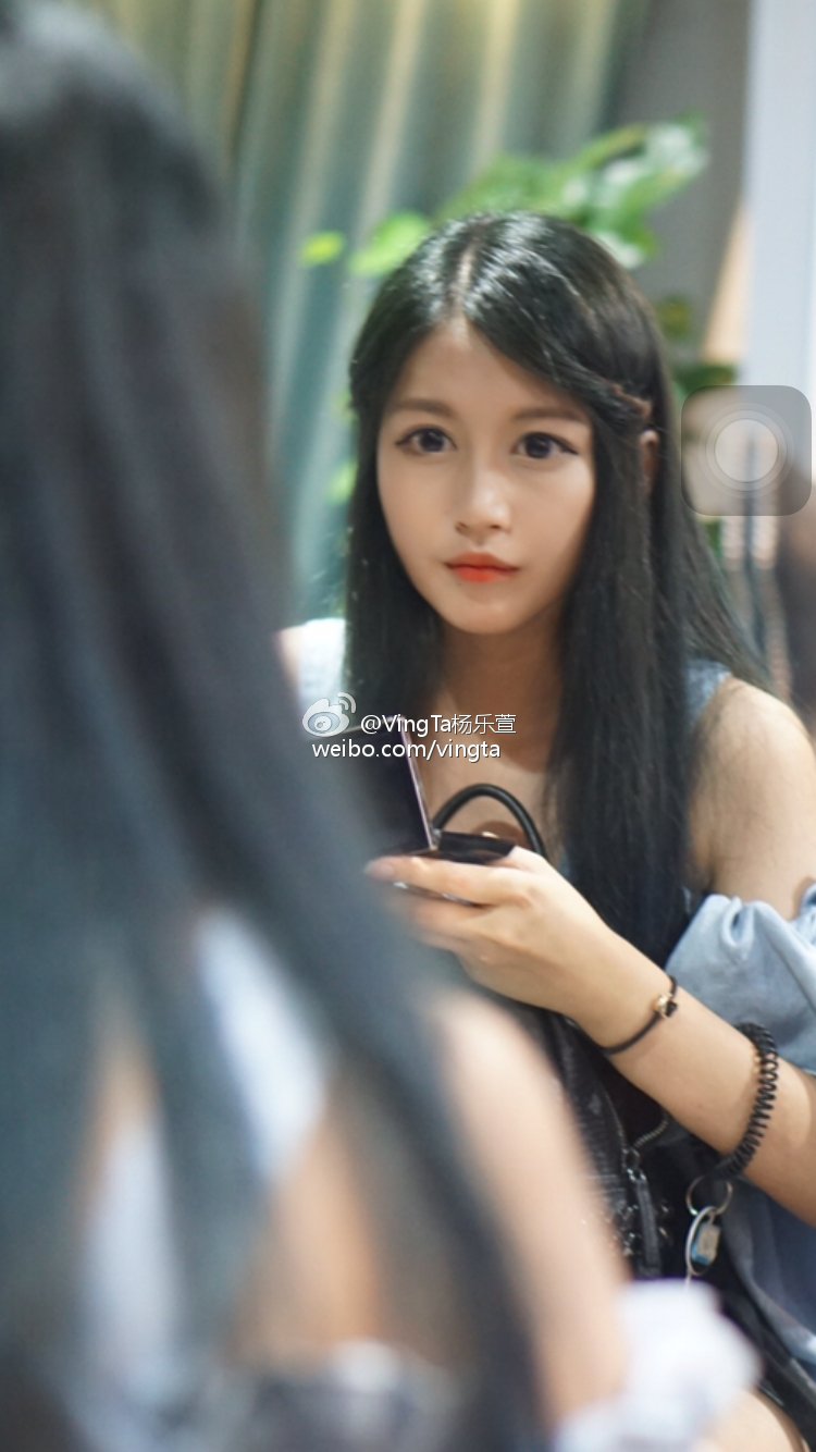 杨乐萱VingTa 品珂传媒签约showgirl