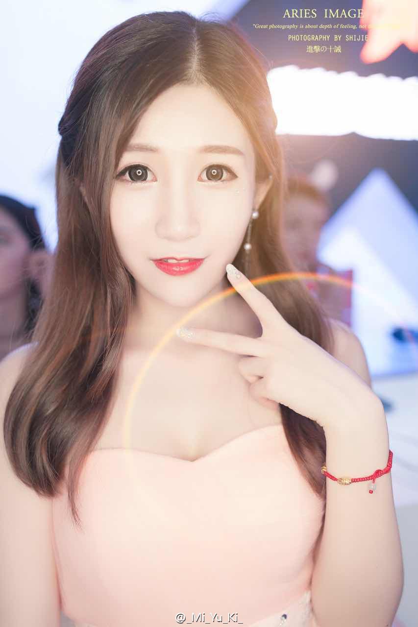 金蕙沁(Miyuki) 超美的凯英网络Showgirl
