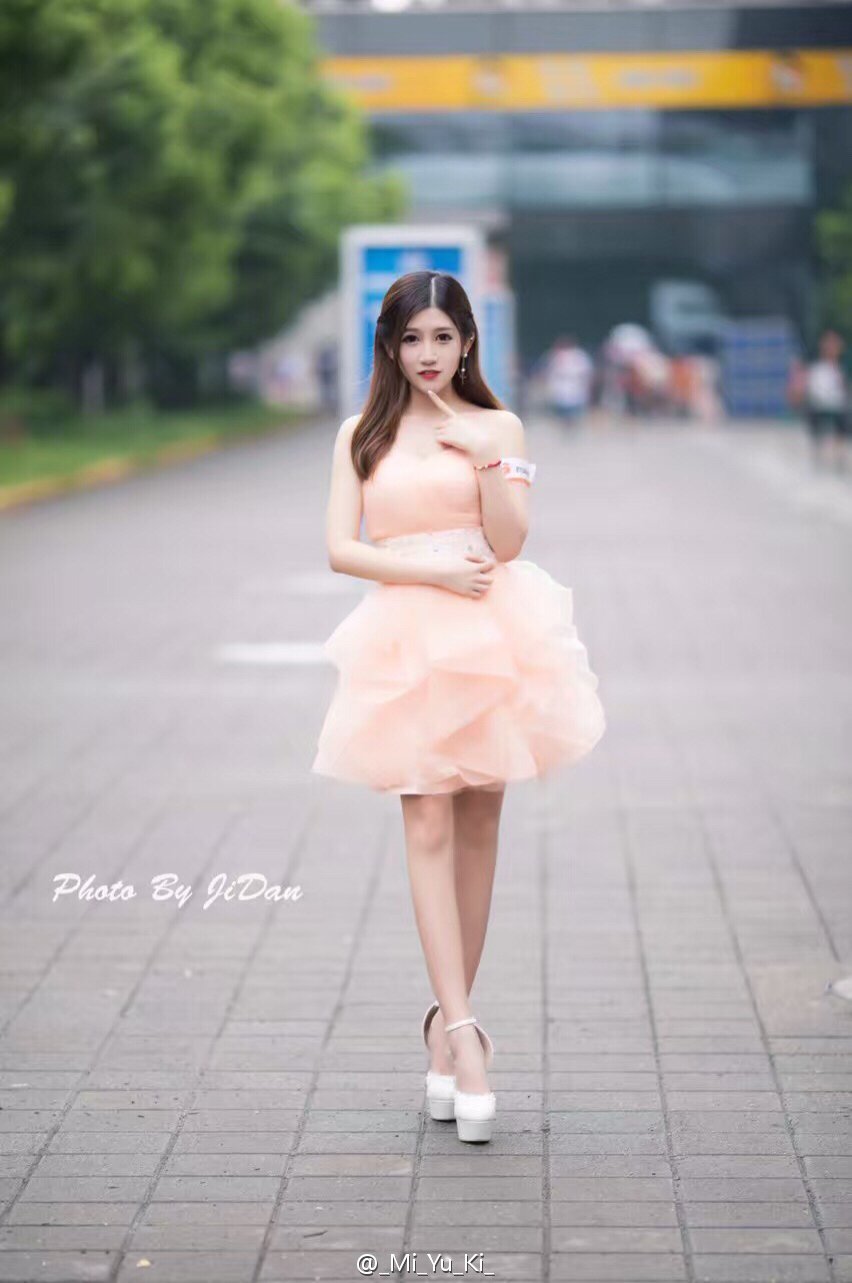金蕙沁(Miyuki) 超美的凯英网络Showgirl