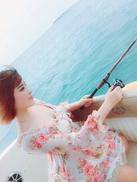妖爱爱 开胸衣姬痣奶正妹