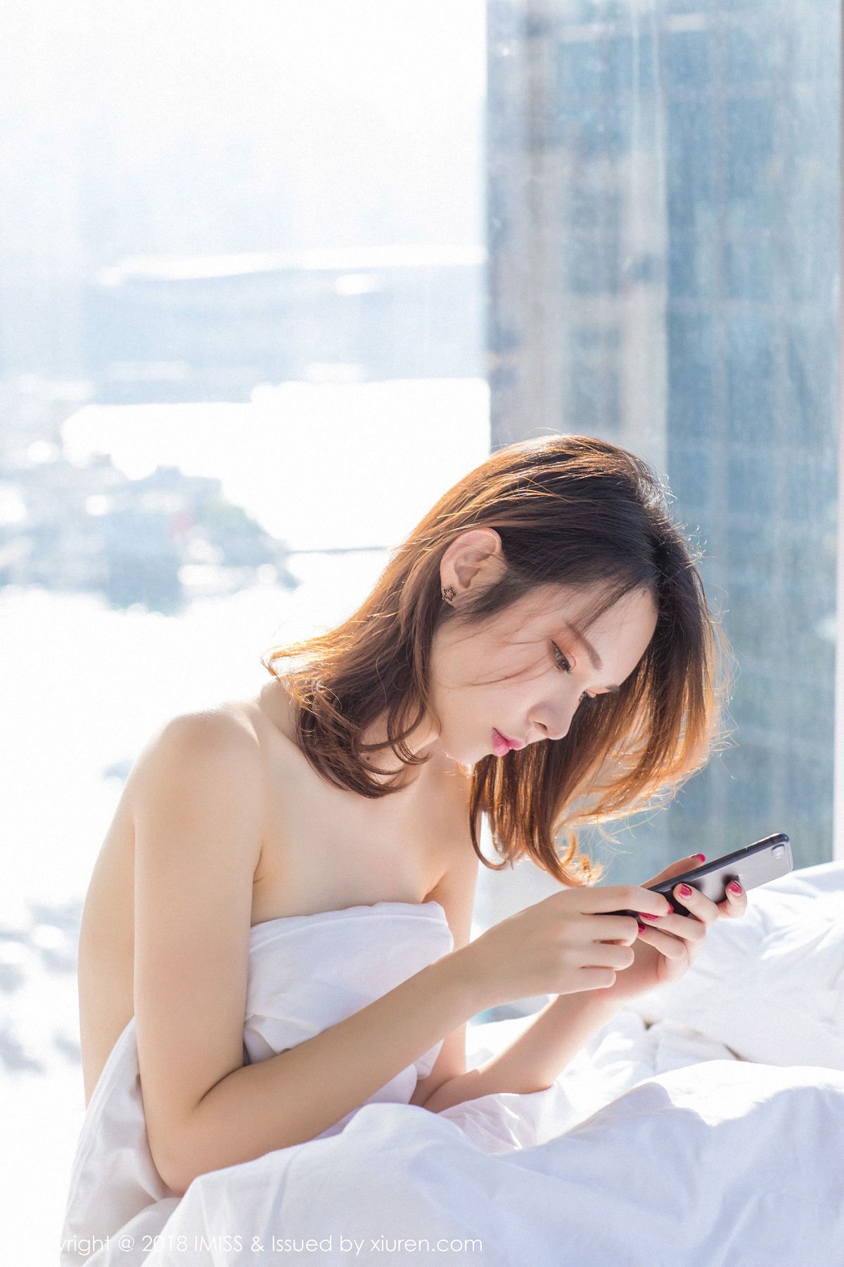 精灵女神萌琪琪 丝袜美腿朦胧魅力