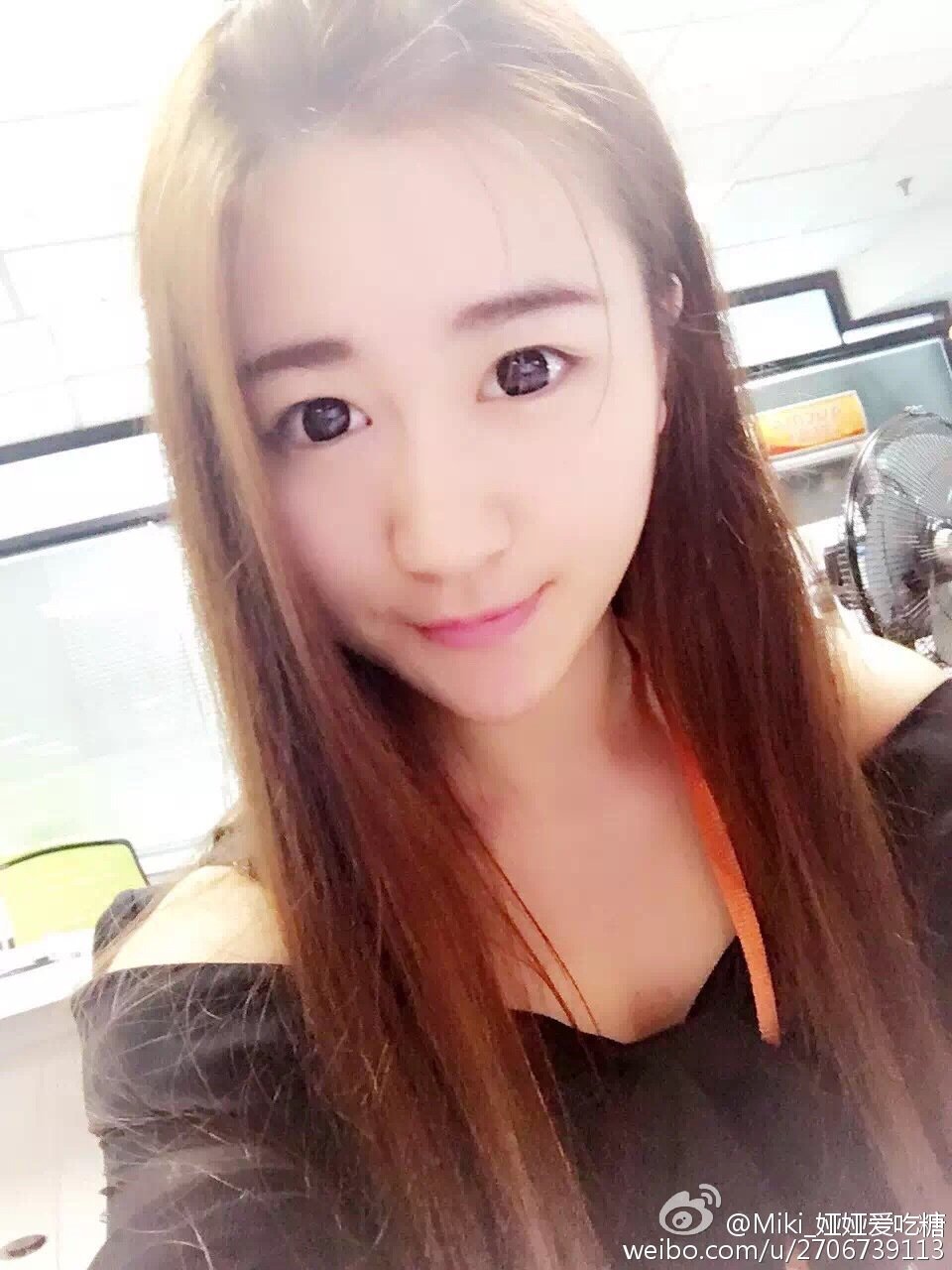 叶欣娅 2016CJ触手TV展台SG