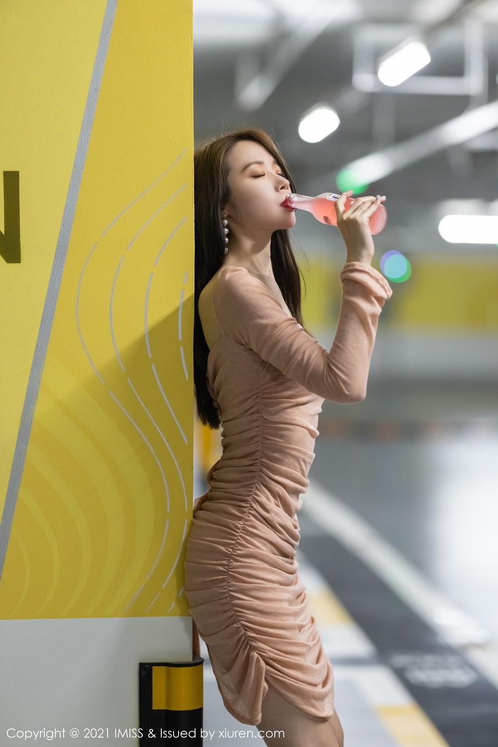 梦心月街边买醉 一场美丽的邂逅