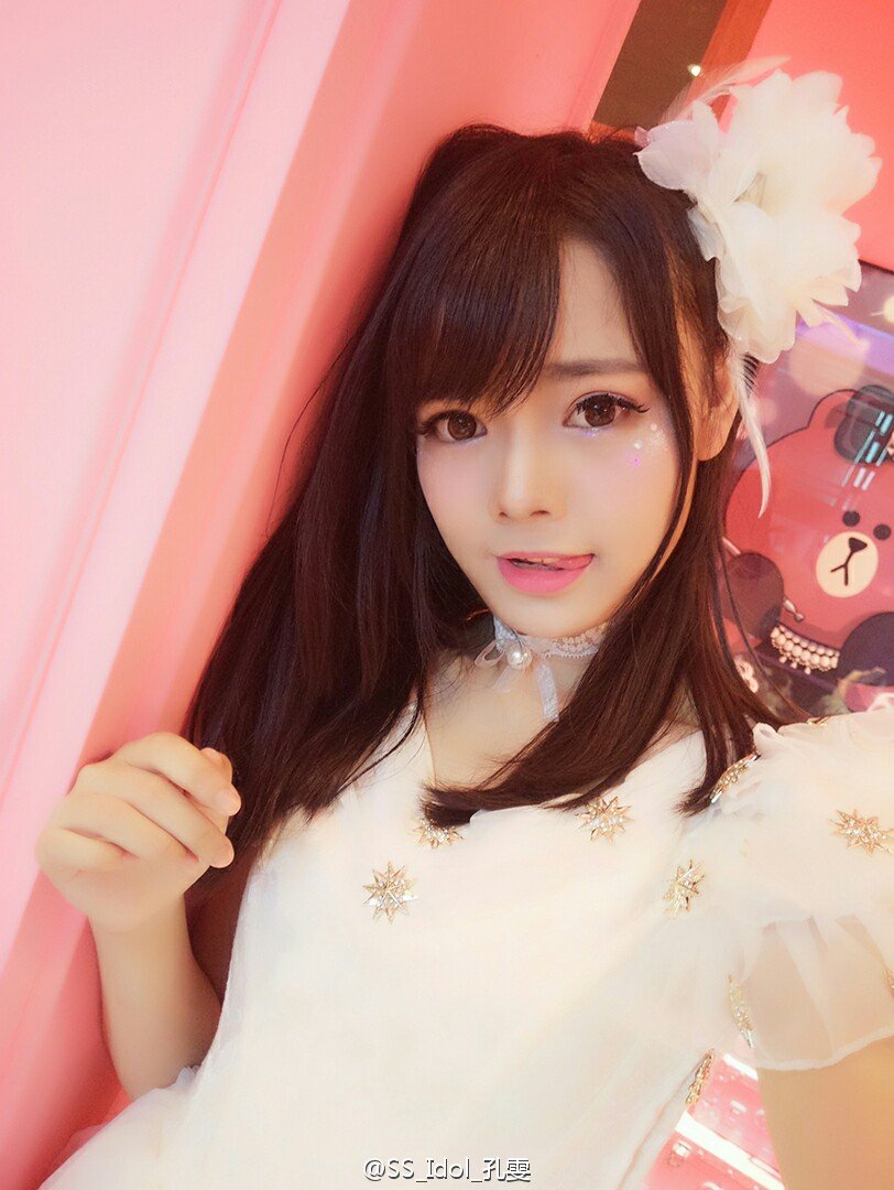 孔雯 才智担当的Smiling_Sugar少女