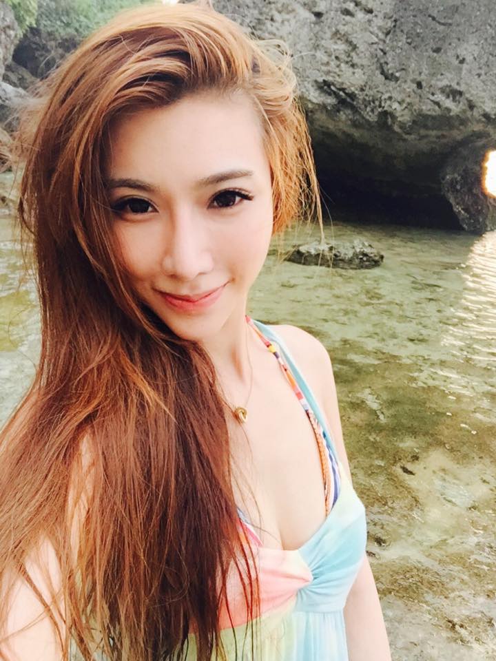 张筱于 电力十足的白皙长腿美模~