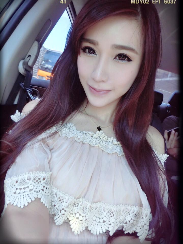 张筱于 电力十足的白皙长腿美模~