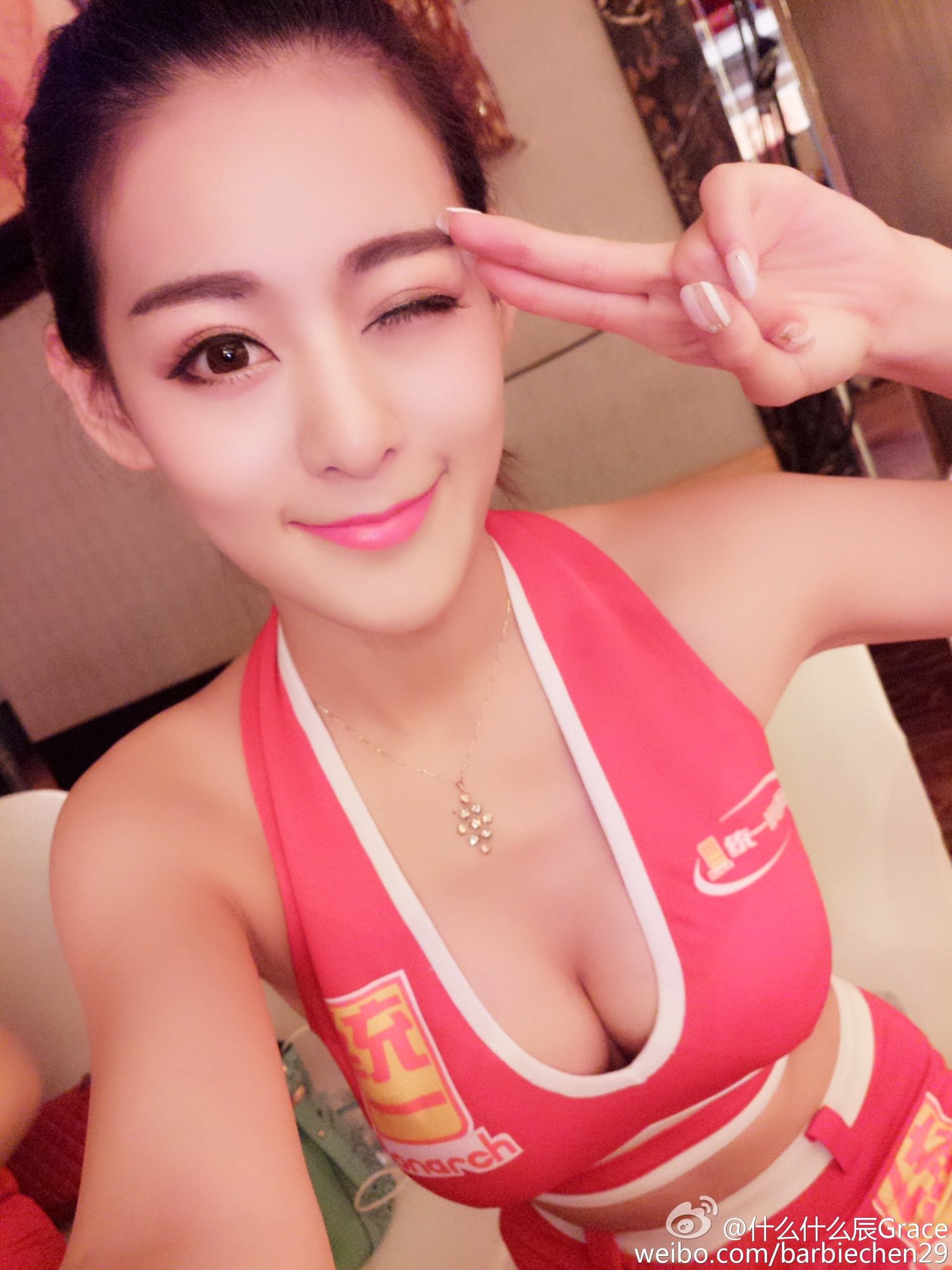 小辰辰 微博私房美照