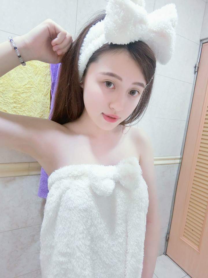 黄子婷 E杯混血护理系正妹私房照诱惑写真图