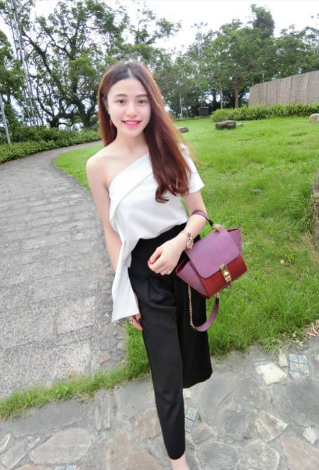 黄子婷 E杯混血护理系正妹私房照诱惑写真图