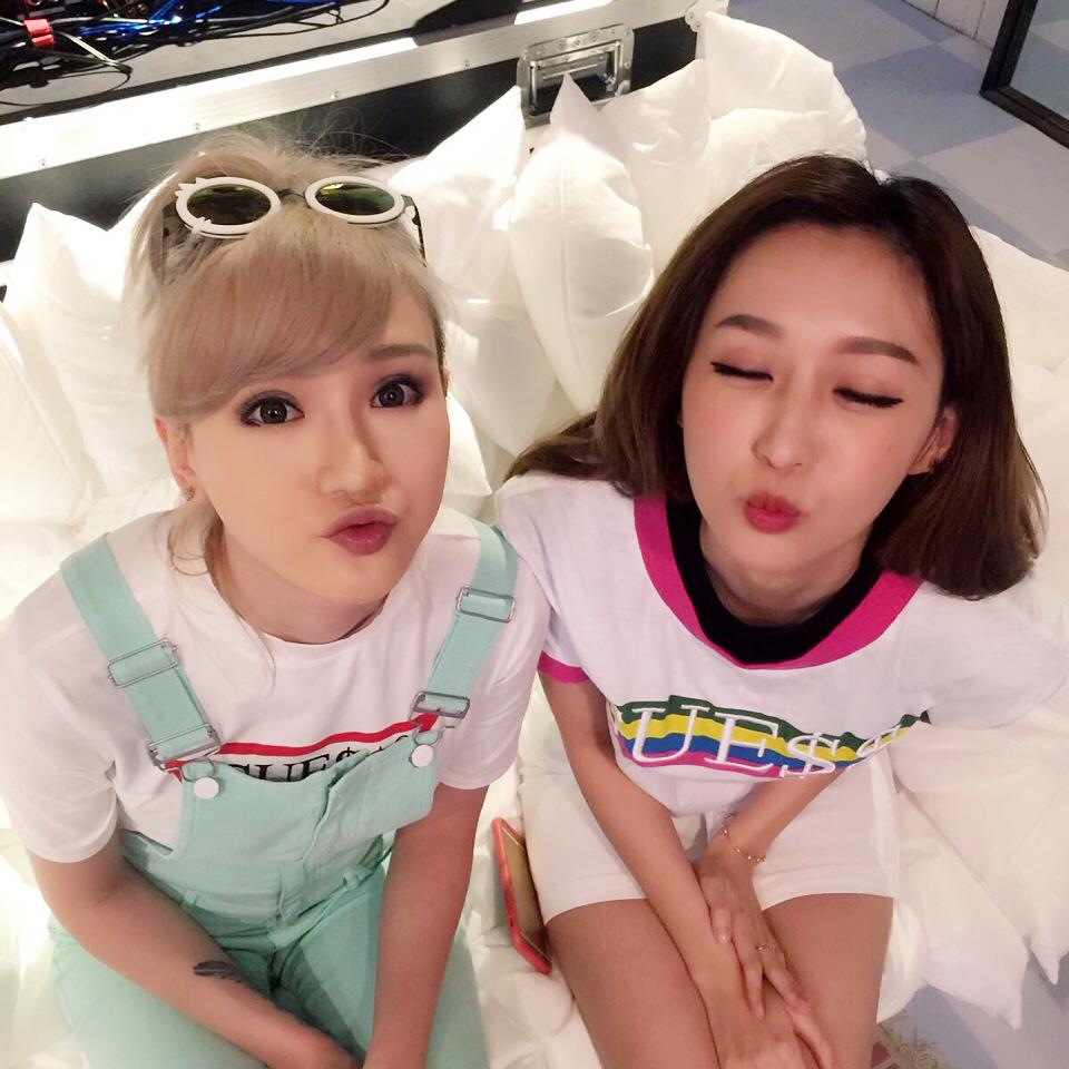 香港DJ姐妹花Troyi&Lokyii 美女组合双儿游天下