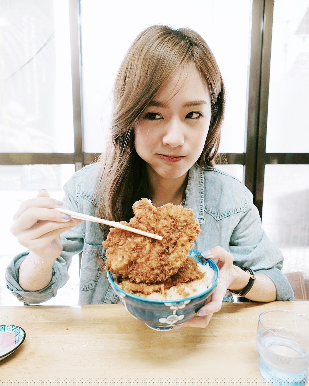 Pimtha 红遍全球的Instagram超级吃货正妹