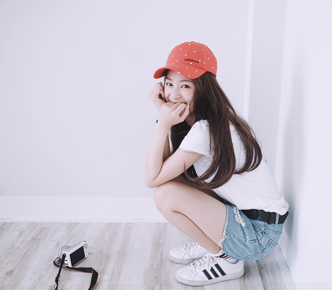 Pimtha 红遍全球的Instagram超级吃货正妹