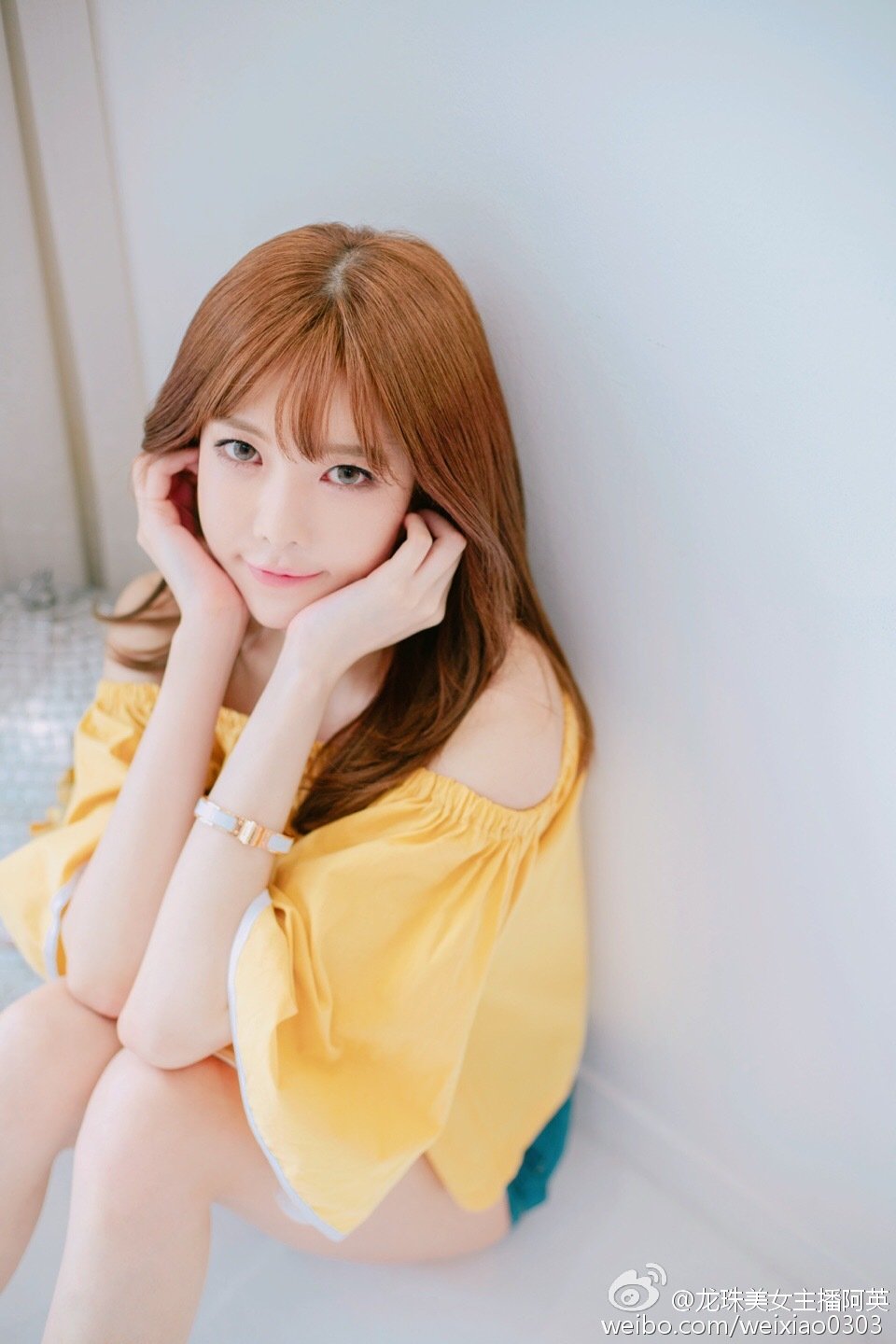 BJ阿英 韩国美女主播私房照诱惑写真图