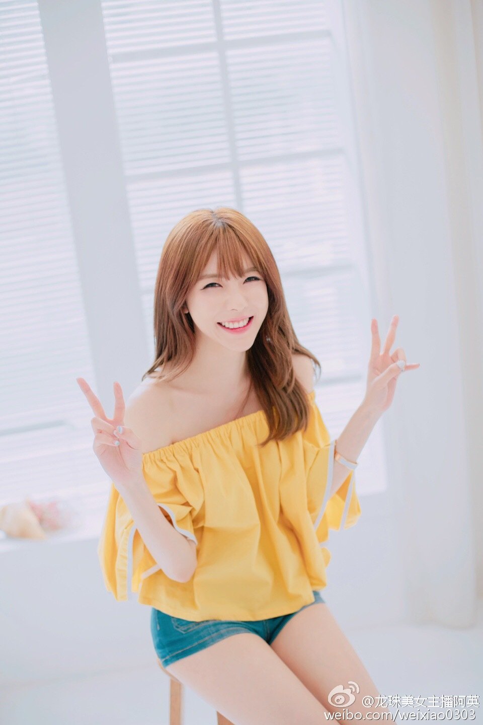 BJ阿英 韩国美女主播私房照诱惑写真图