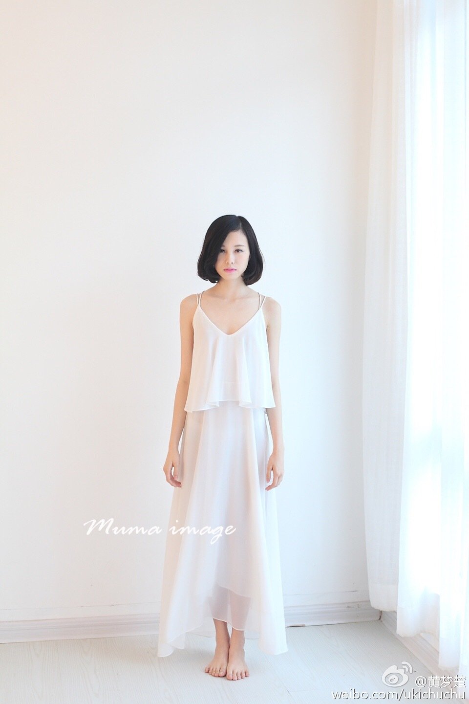 黄梦楚 短发冷艳美女写真图