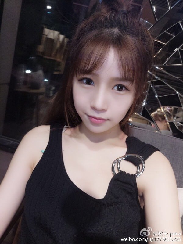 支伟婷 萌妹子微博私房照诱惑写真图