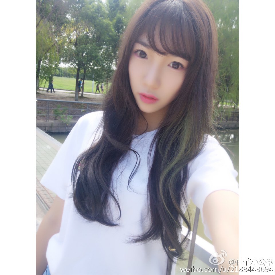 施陆佳菲 气质美女养眼美图