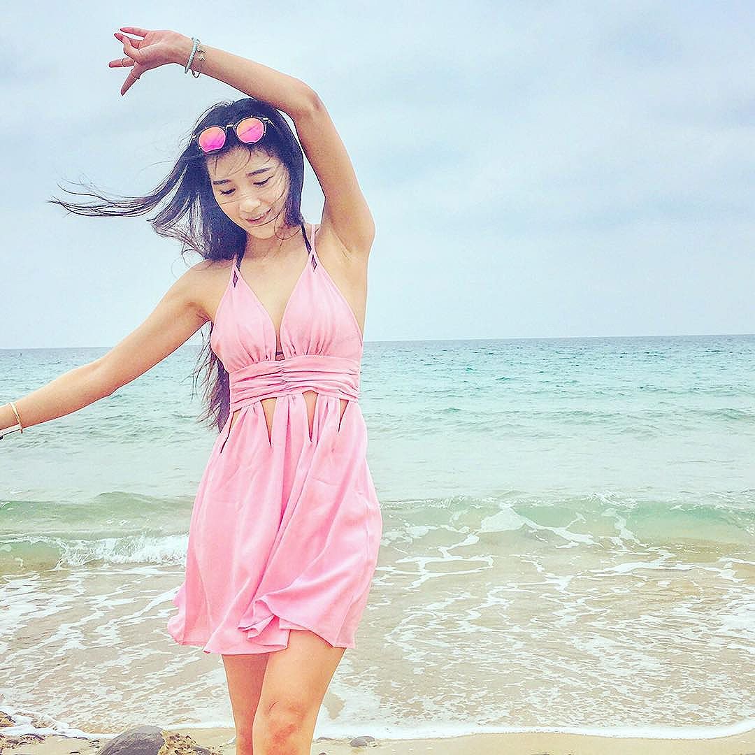 Olala Oshia 甜美好身材女孩