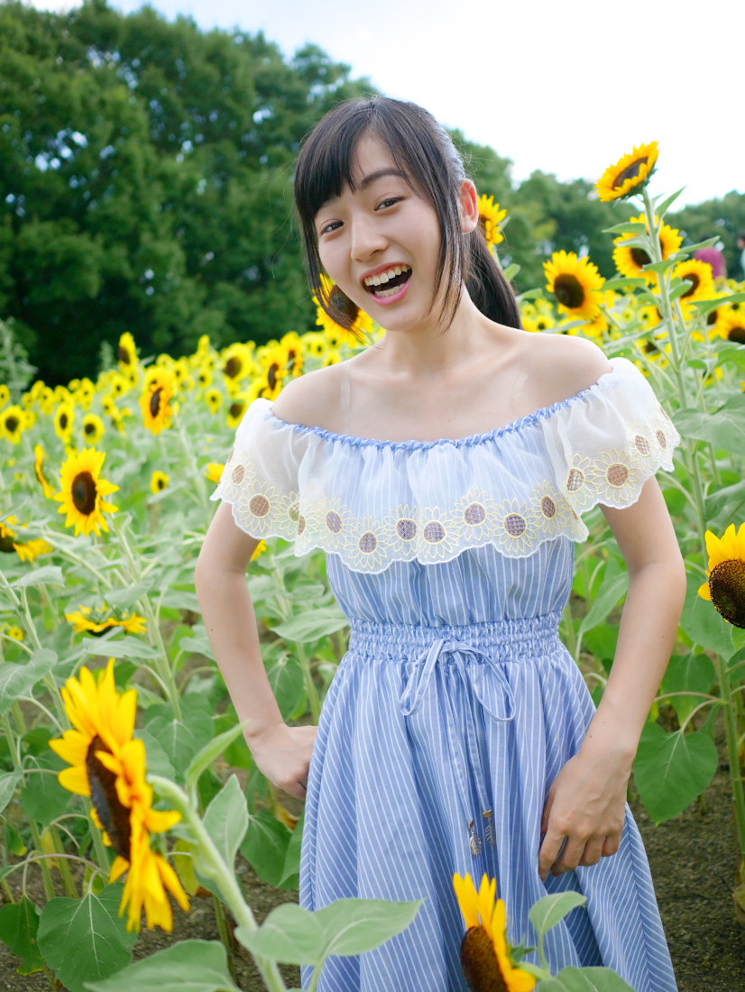 铃木茜音 超清纯户外写真图