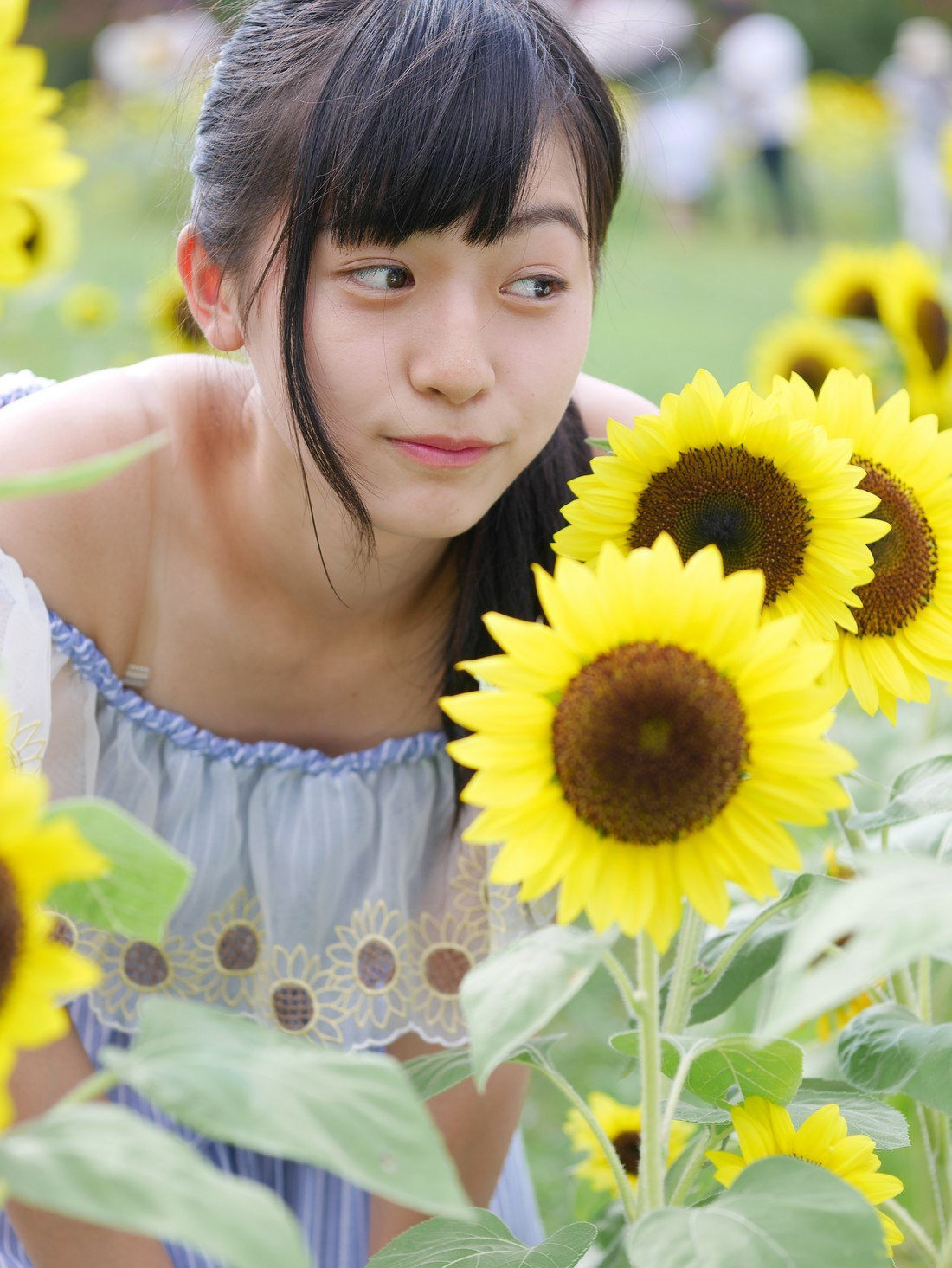 铃木茜音 超清纯户外写真图