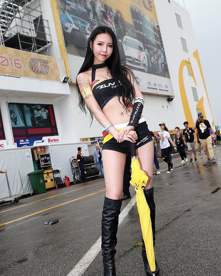 宁宁 台湾运动型美女车模
