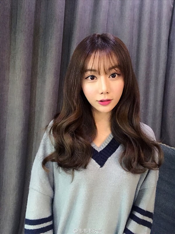 韦欣言 美女视频博主私房照诱惑写真图