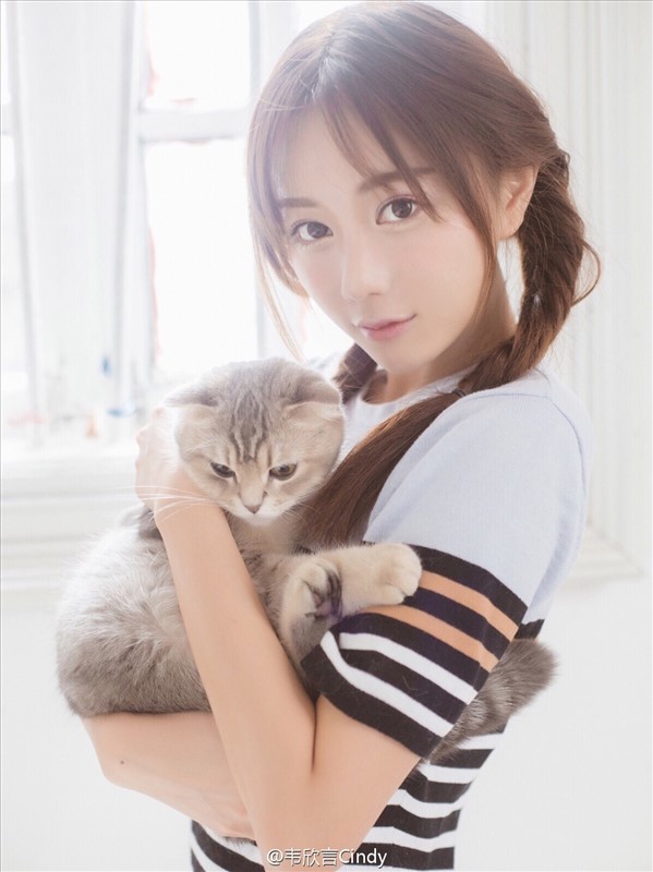 韦欣言 美女视频博主私房照诱惑写真图