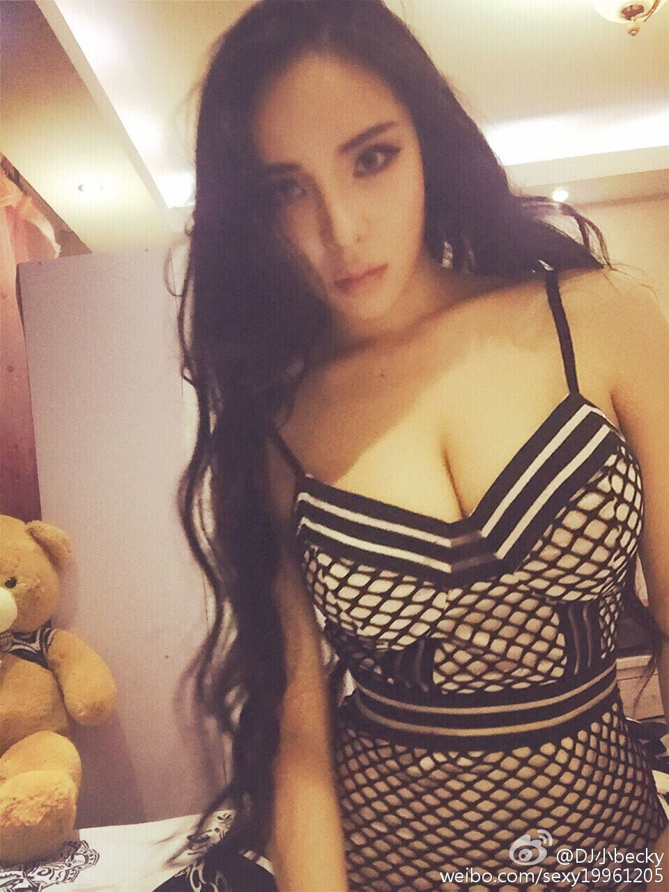 DJ Becky 火辣性感身材私房照诱惑写真图
