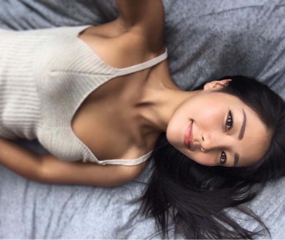 LazyBunny 有好身材就是要大方晒