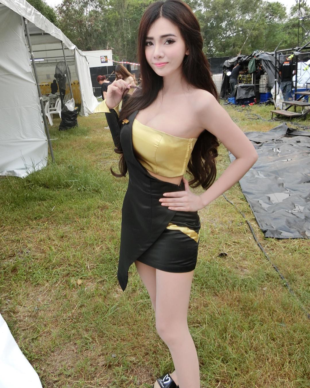 Sutasinee Siriruke 泰国最正小吃摊老板娘