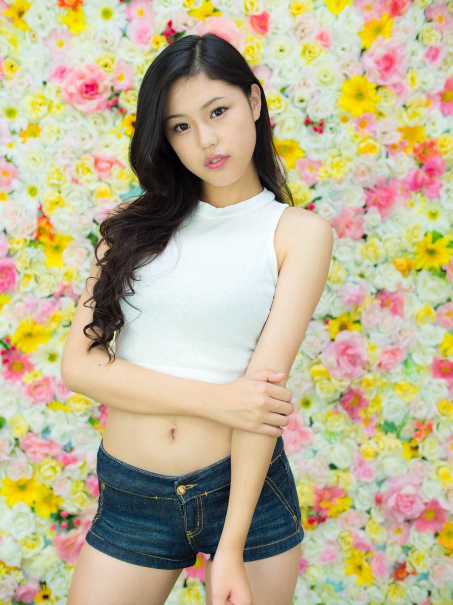 樋井红阳 御姐范十足的00后模特
