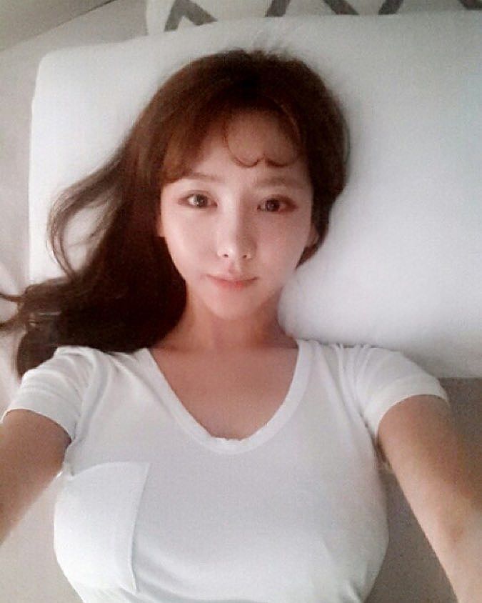 Lovelyn 含乳量超高的韩国萌妹子