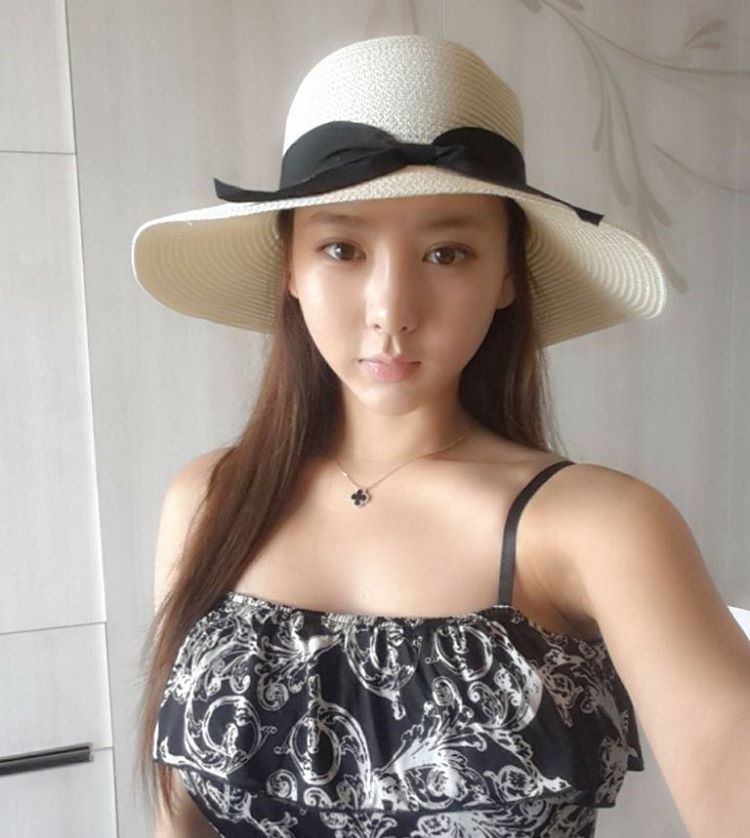 Lovelyn 含乳量超高的韩国萌妹子