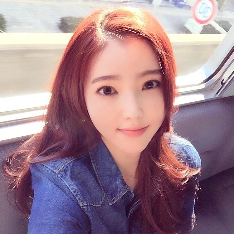 金宝拉KimBora 韩国高挑车模主播美图