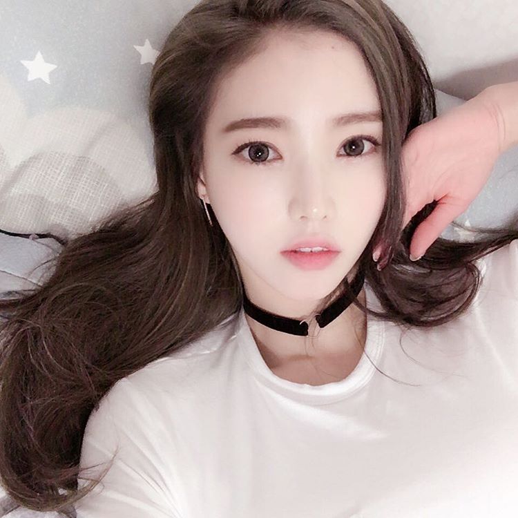 金宝拉KimBora 韩国高挑车模主播美图