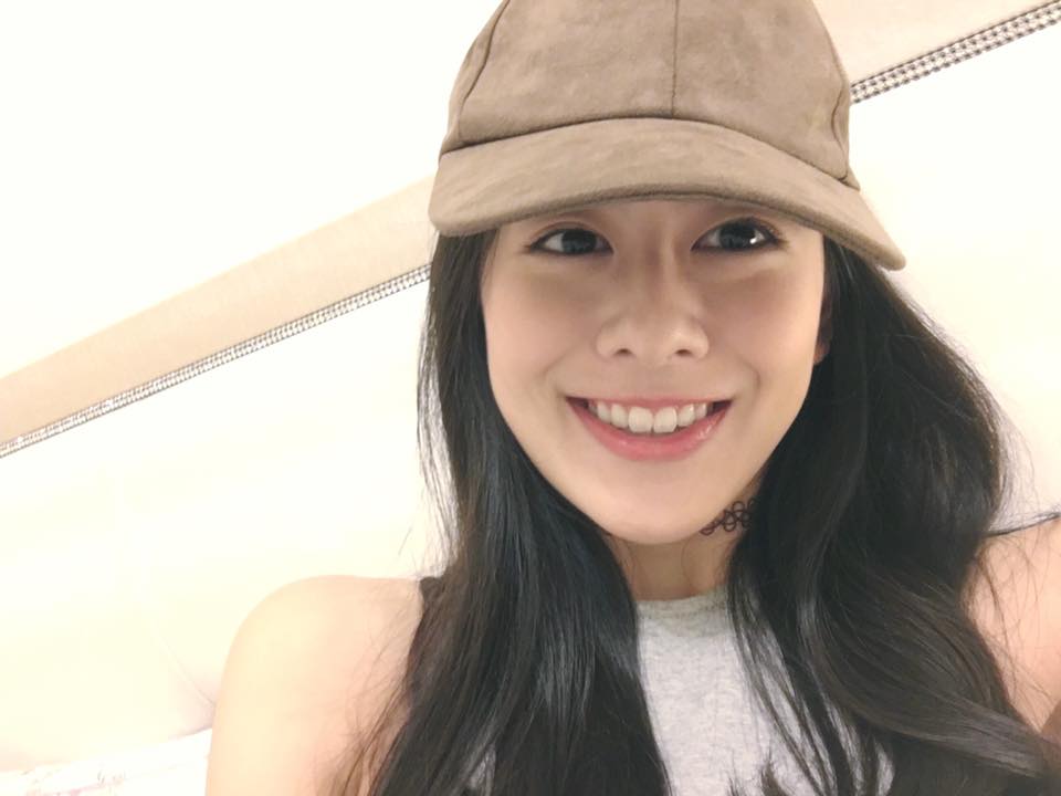 姚亦晴Shiny- 20岁气质美少女私房照