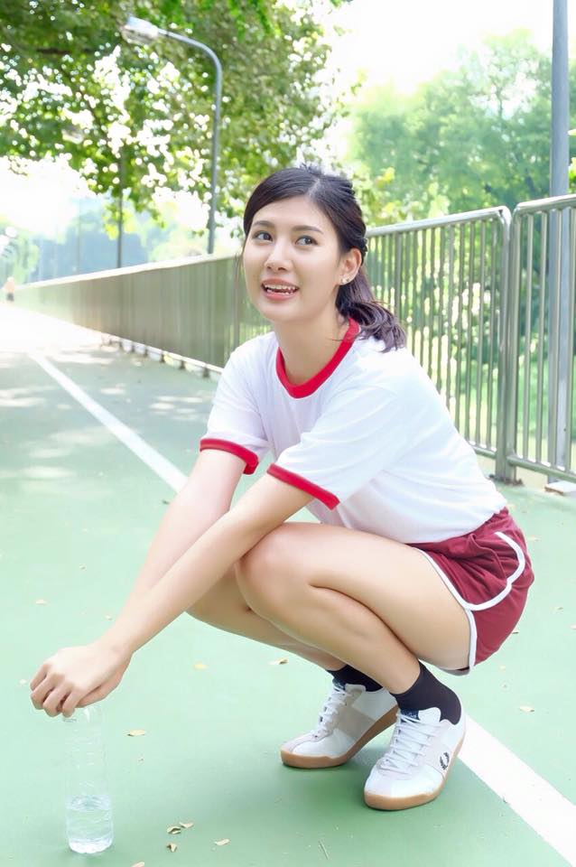 Oravee Luangvibbonporn- 泰国正妹歌手微笑能让粉丝疯狂