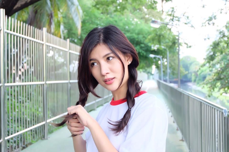 Oravee Luangvibbonporn- 泰国正妹歌手微笑能让粉丝疯狂