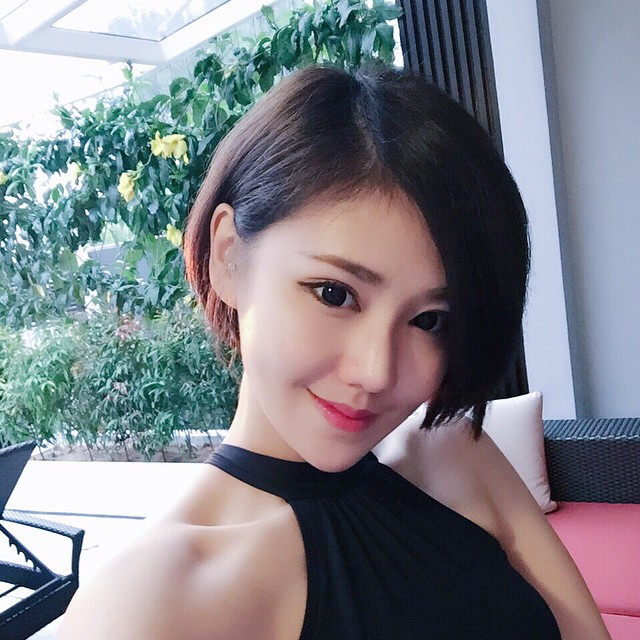 杨梓灵Fiona- 一个微笑动作迷死不少男生